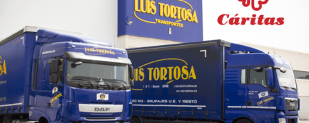 Transportes Luis Tortosa dona carne y pañales a Cáritas de Ibi